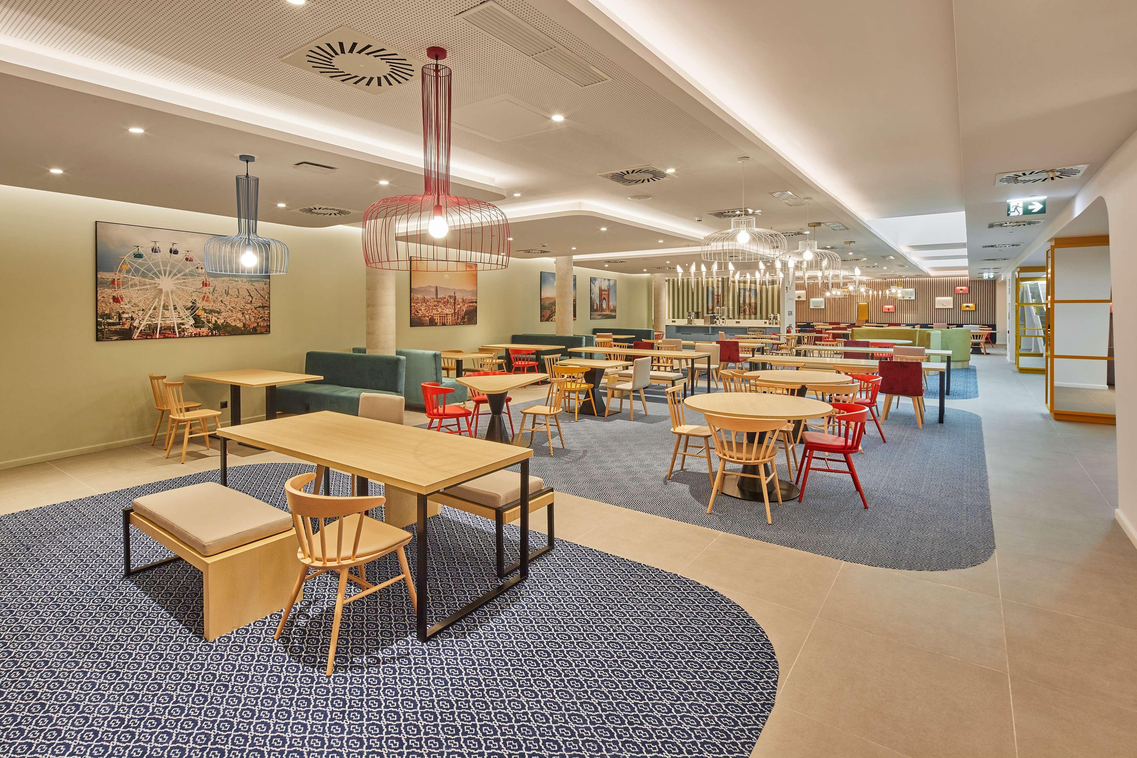 Hampton By Hilton Barcelona Fira Gran Via 3*
